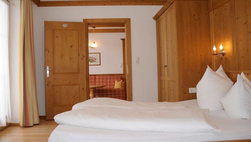 Das Gaestehaus Schneider Am Dorfplatz Alpbach Dış mekan fotoğraf