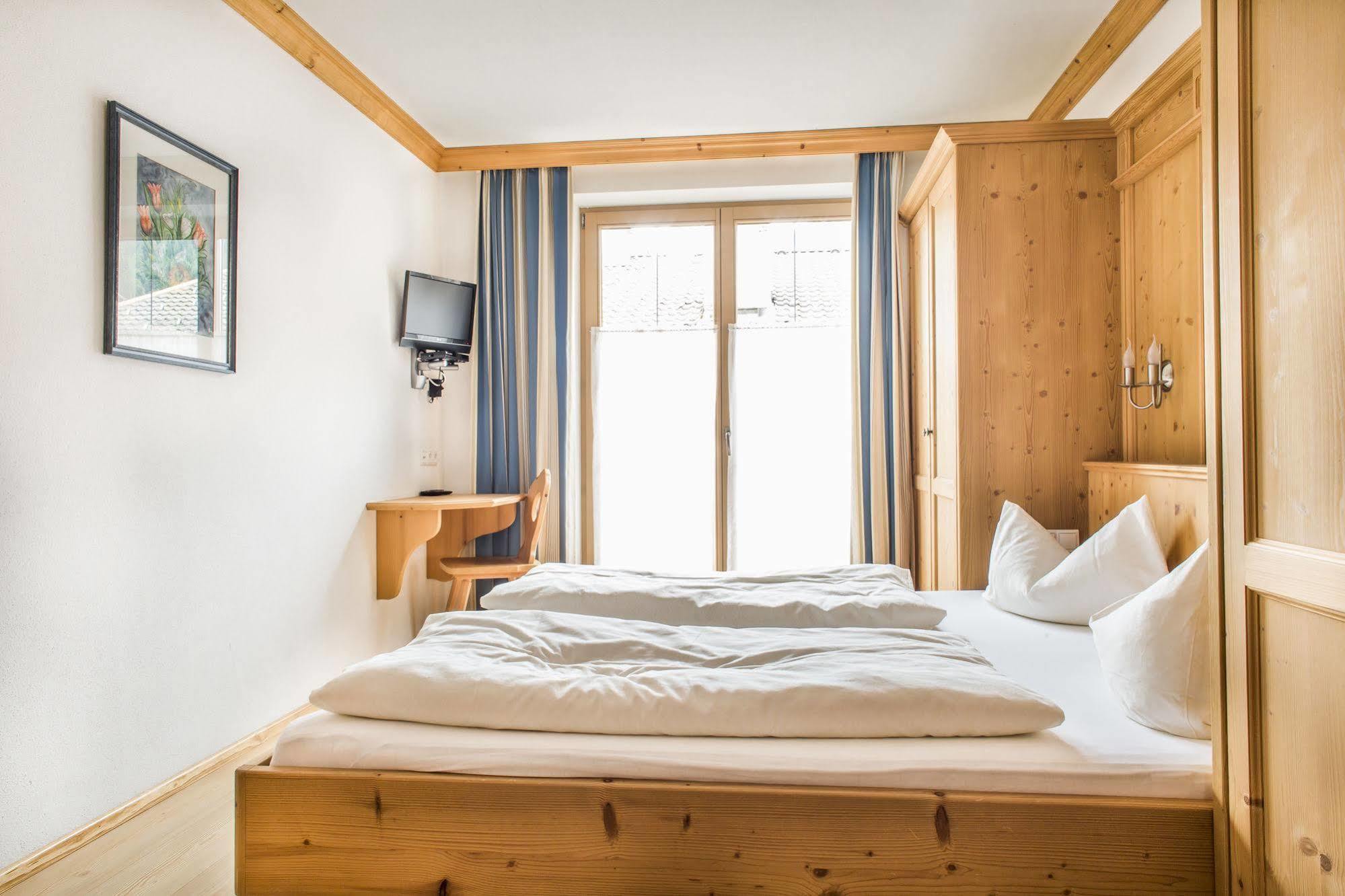 Das Gaestehaus Schneider Am Dorfplatz Alpbach Dış mekan fotoğraf