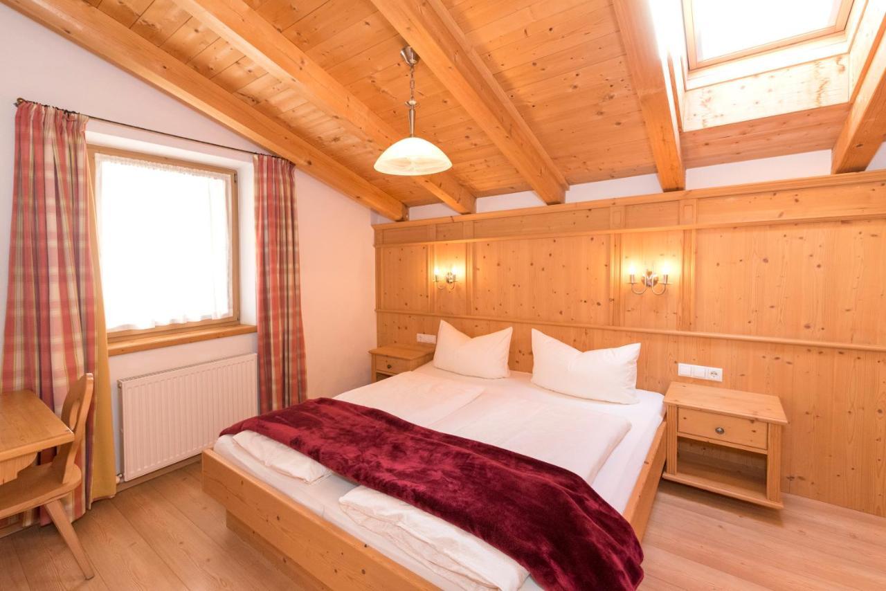Das Gaestehaus Schneider Am Dorfplatz Alpbach Dış mekan fotoğraf