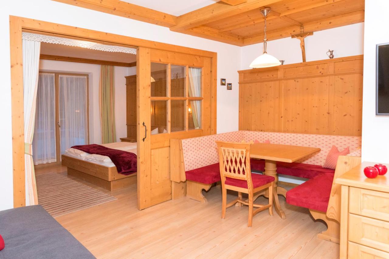 Das Gaestehaus Schneider Am Dorfplatz Alpbach Dış mekan fotoğraf
