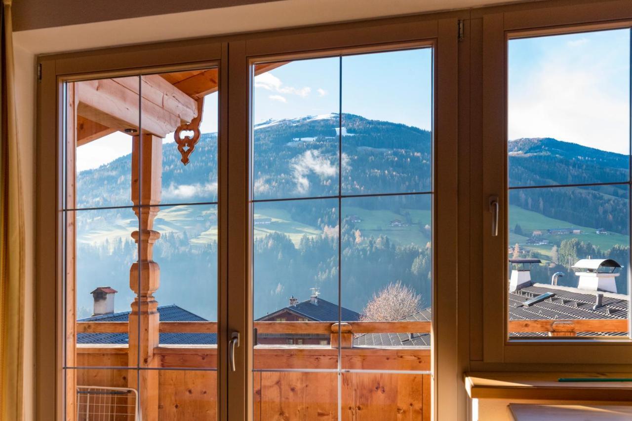 Das Gaestehaus Schneider Am Dorfplatz Alpbach Dış mekan fotoğraf