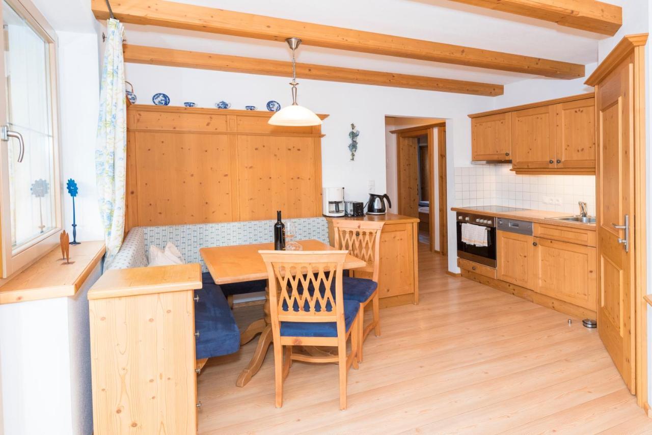 Das Gaestehaus Schneider Am Dorfplatz Alpbach Dış mekan fotoğraf