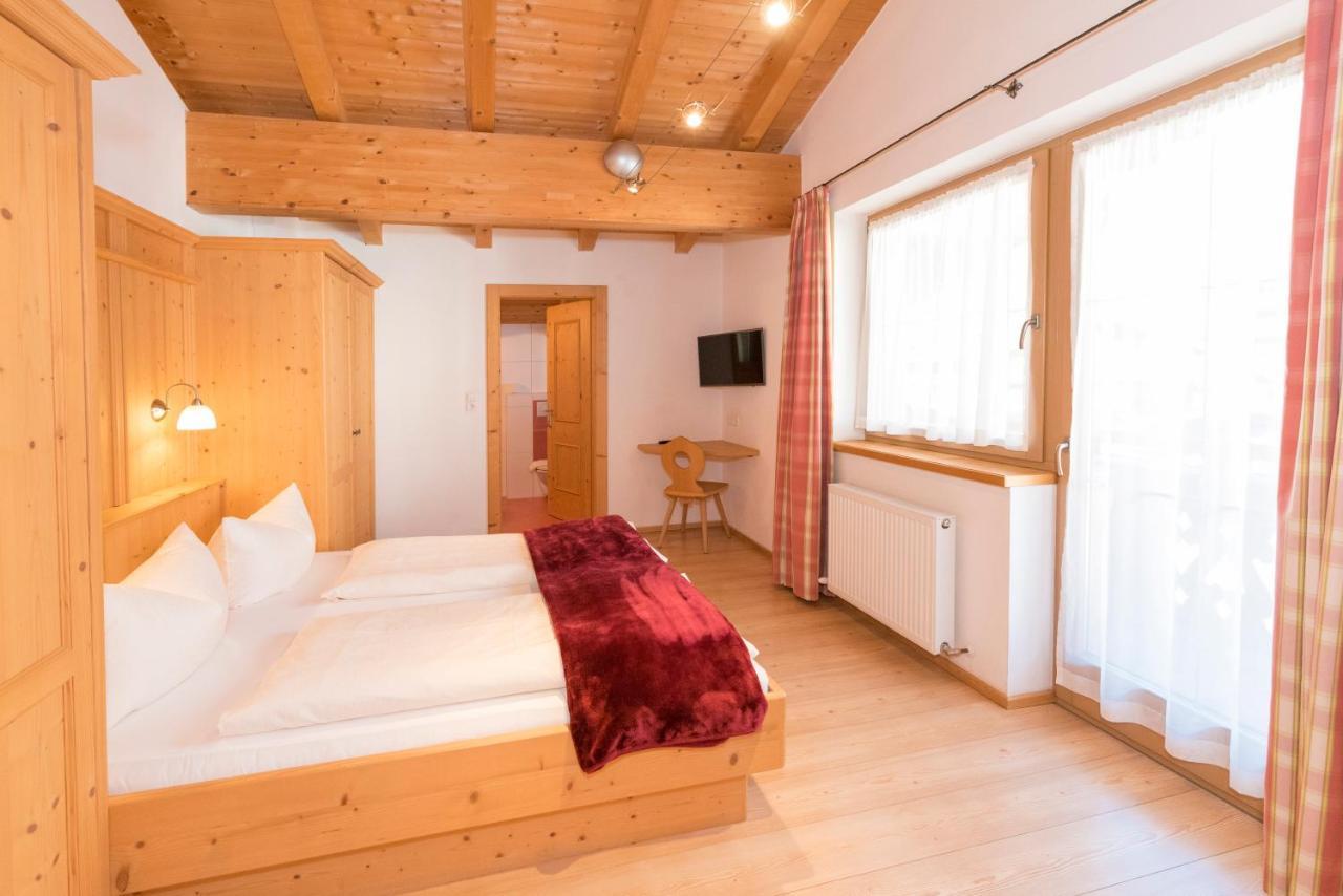 Das Gaestehaus Schneider Am Dorfplatz Alpbach Dış mekan fotoğraf